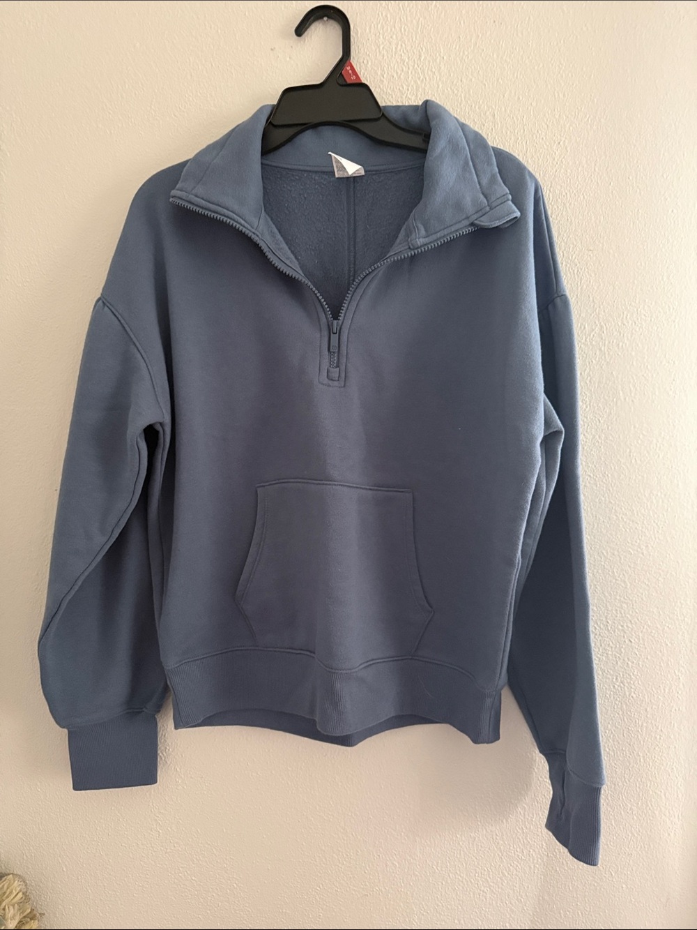 Size M, All In Motion Sweatshirt